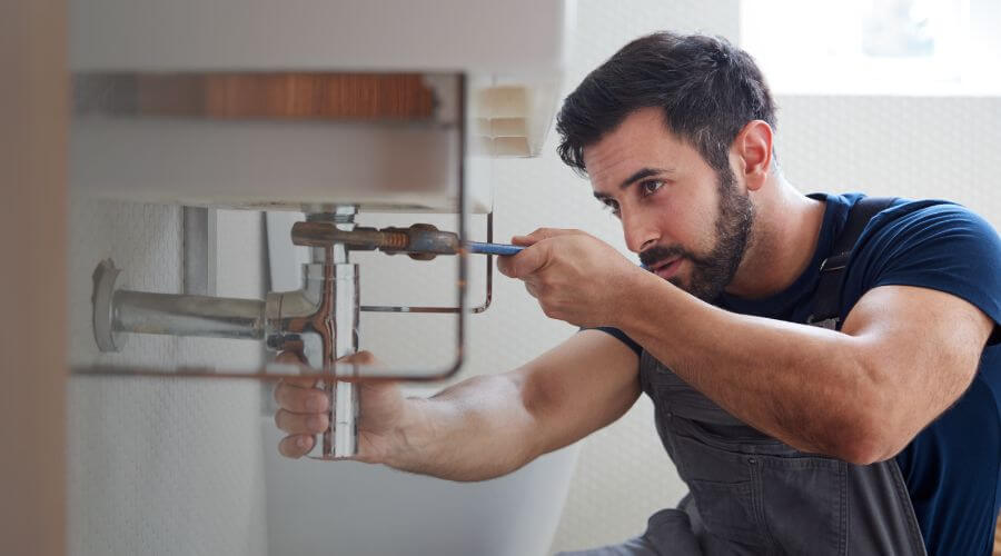 Expert burst pipe repair services in Rowlett, TX